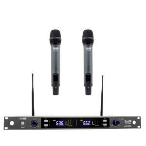 UHV-1622M Micrófonos UHF Inalámbricos Dobles de Mano con Base para Rack y Frecuencia Variable ProDj.